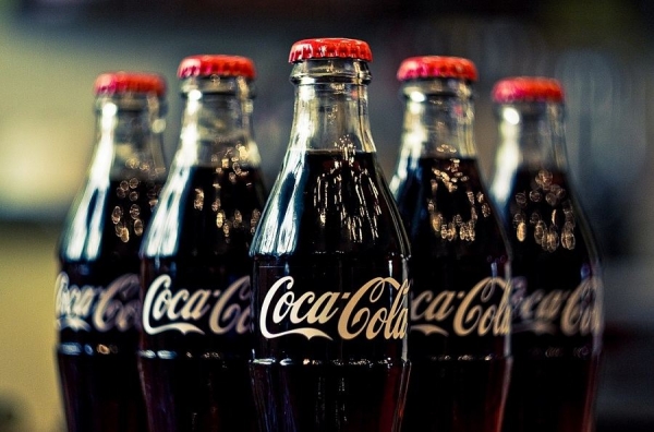 Дистрибьютор Coca-Cola объявил о прекращении выпуска и продажи напитка в России