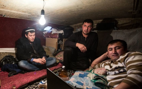 МОМ: Санкции против России ударили по трудовым мигрантам из Центральной Азии