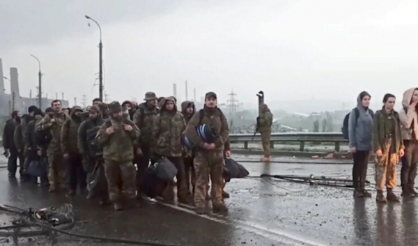 Украина сообщила, что в рамках обмена пленными удалось вернуть 144 военных, из них 95 – защитники 