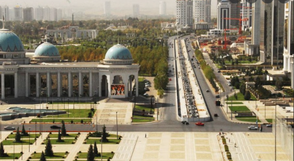 В Туркменистане, где официально нет коронавируса, ужесточают меры против COVID-19