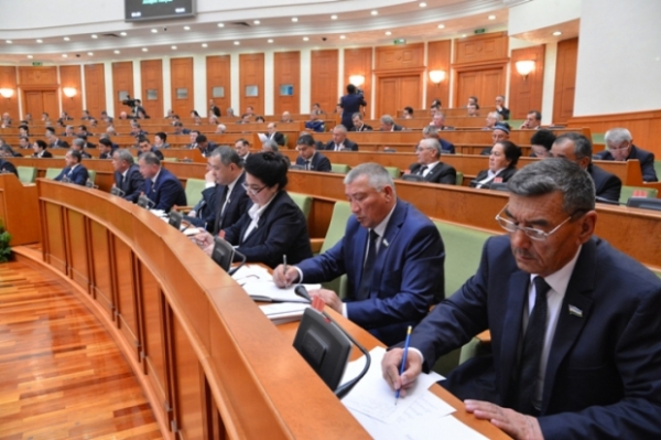В Узбекистане депутат призвал лишать гражданства тех, кто участвует в войне других государств