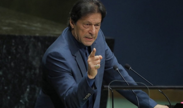 Отстраненному от власти премьеру Пакистана предъявили обвинение по закону о терроризме