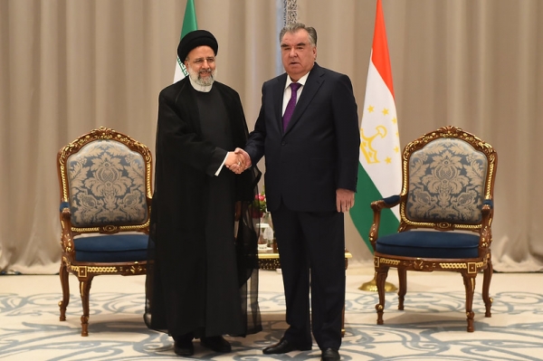Президенты Таджикистана и Ирана встретились в Самарканде, чтобы обсудить перспективы отношений