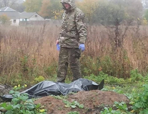 В Харьковской области обнаружили еще одно массовое захоронение: в общей могиле похоронены гражданские лица и военные ВСУ