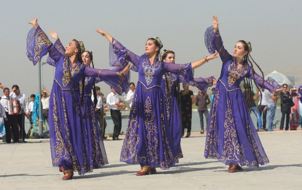 В Иране проходит Неделя культуры Таджикистана