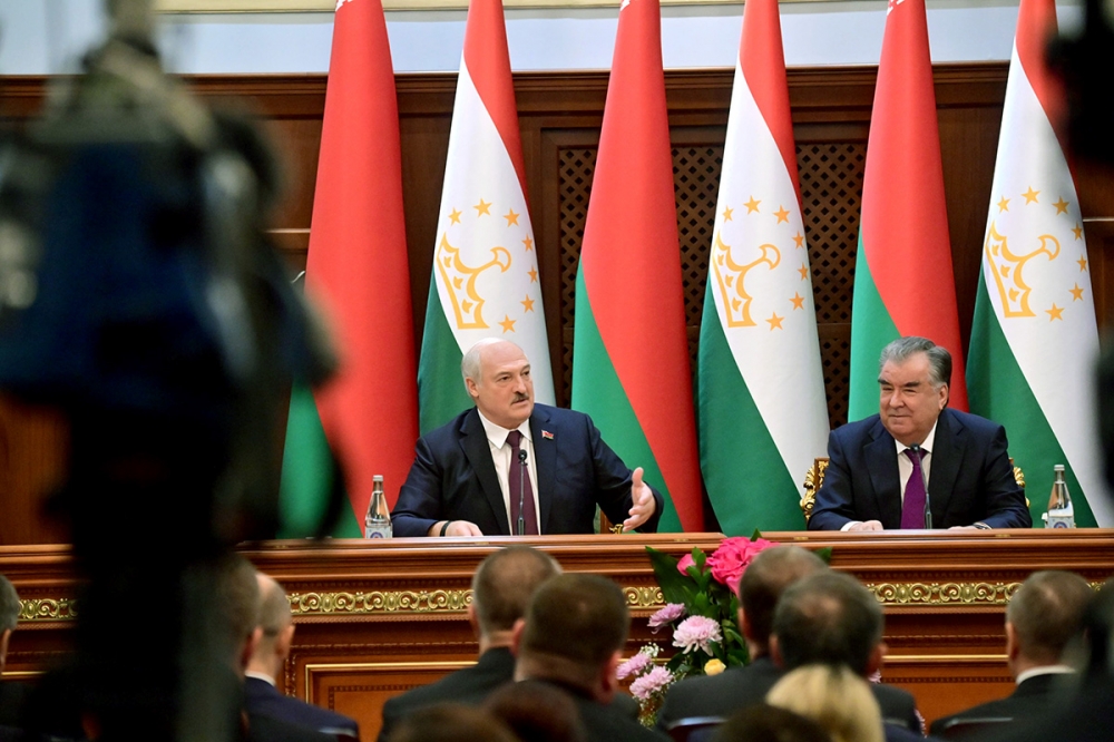 Раскрыты итоги встречи Рахмона и Лукашенко