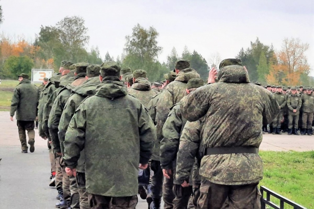 В России введено военное положение. Что это значит на деле?