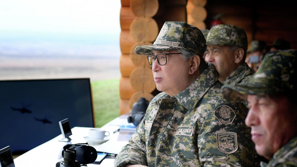 Токаев анонсировал изменения в армии для сохранения целостности Казахстана