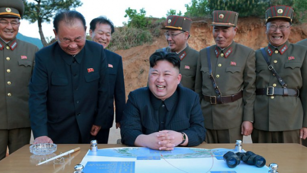 Ким Чен Ын заявил об отсутствии желания вести переговоры с врагами