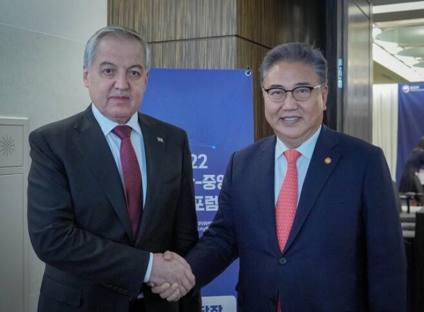 Таджикистан и Южная Корея обсуждают расширение сотрудничества