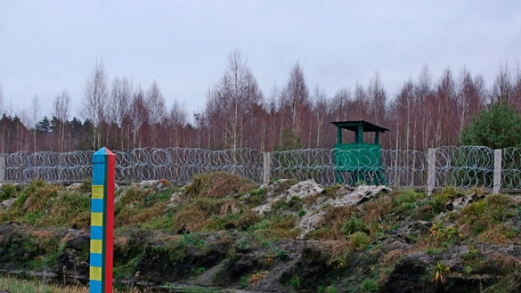 Украина начала возведение бетонного забора на границе с Белоруссией. Фото