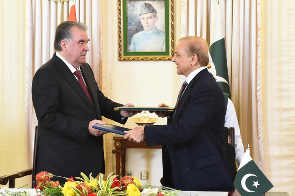 Какие новые документы подписали Таджикистан и Пакистан