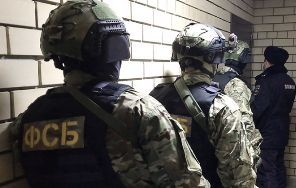 ФСБ сообщила о задержании в трех регионах России лиц, сотрудничавших с СБУ