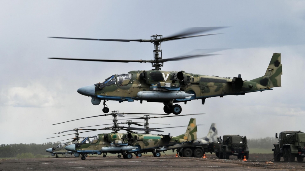 Российская армия получила около 10 первых новейших вертолетов Ка-52М