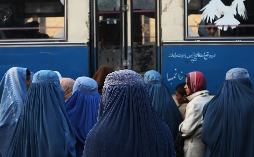 США ввели визовые ограничения против ущемляющих права женщин афганских политиков