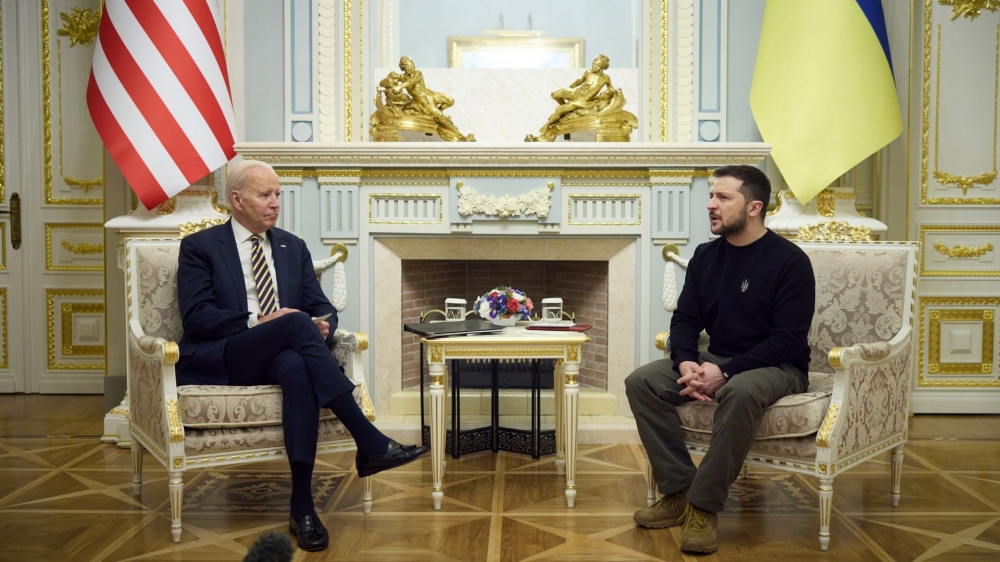 Политолог Журавлев объяснил трюк с воздушной тревогой во время визита Байдена в Киев