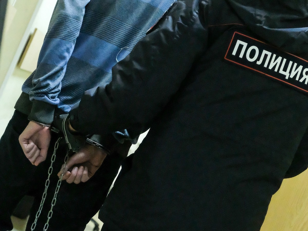 В Петербурге задержали мужчину, который изнасиловал двух девочек, переодевшись в женское белье