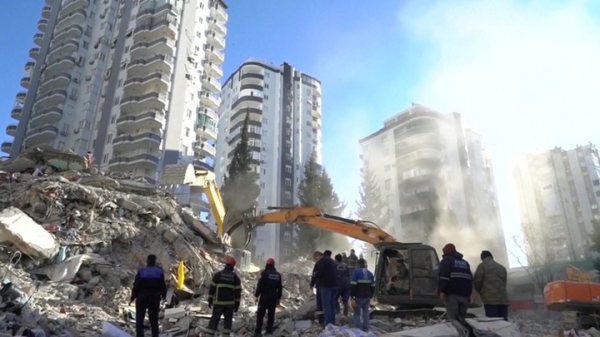 Число погибших из-за землетрясения в Турции превысило 16 тысяч