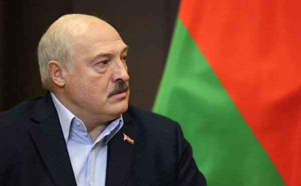 Лукашенко заявил, что сейчас сложилась уникальная ситуация для завершения конфликта на Украине