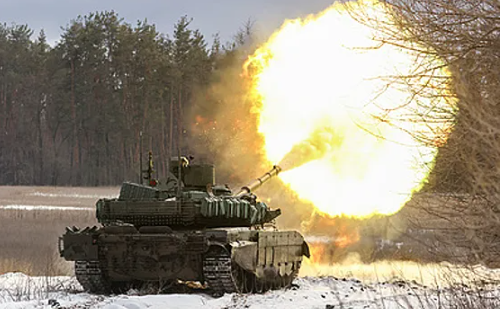 Минобороны показало подготовку экипажей танков Т-90М 