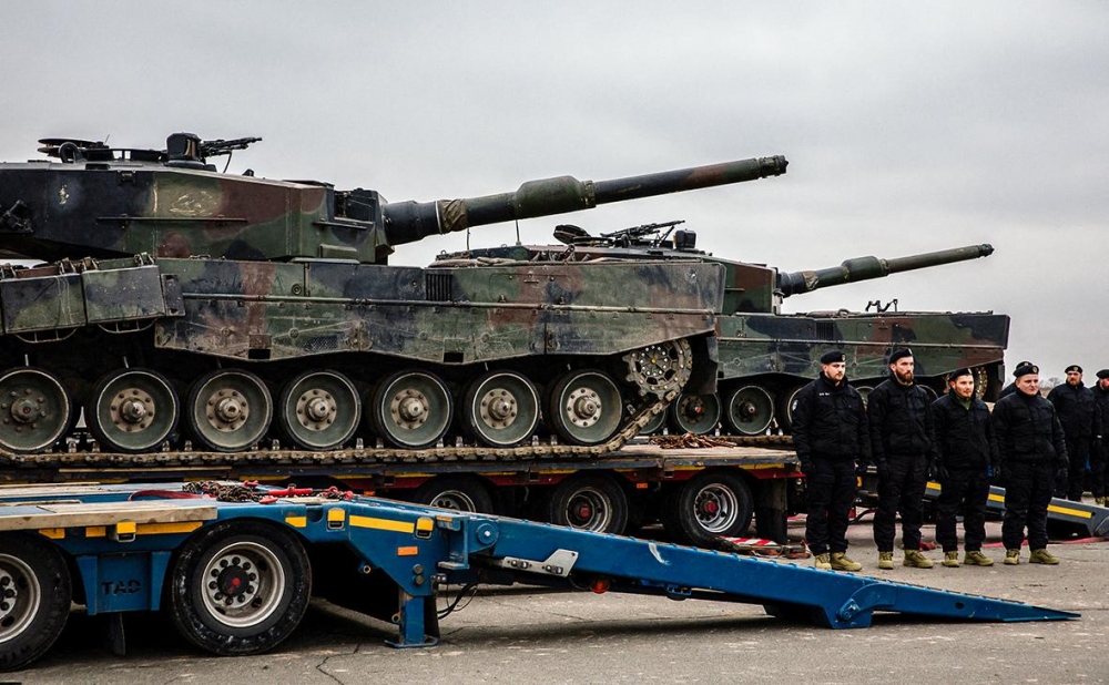 Десантно-штурмовые войска Украины получили на вооружение западные танки и технику