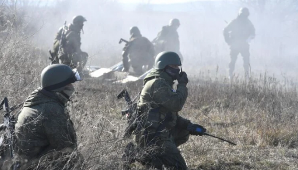 Российские десантники пошли в наступление на одном из участков в ЛНР