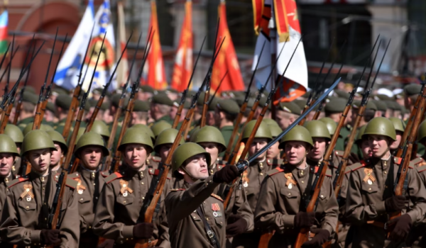 В параде Победы на Красной площади 9 мая примут участие более 40 военных оркестров