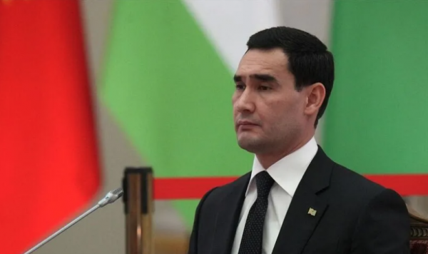В Душанбе прибыл президент Туркменистана