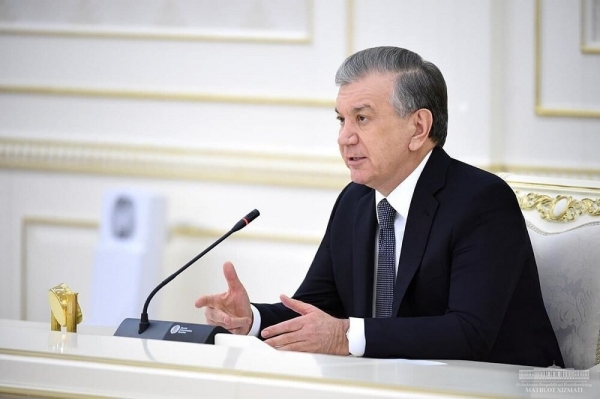 Президент Узбекистана выразил готовность оказать необходимую помощь Казахстану в борьбе с пожарами
