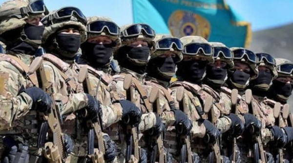В Казахстане показывают рекламу с призывом вступать в российскую армию, — Reuters