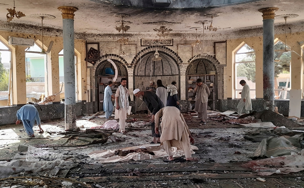 Более 20 человек пострадали в результате взрыва в шиитской мечети в Афганистане
