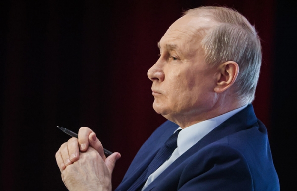 Некоторые страны пытаются расшатать в государствах СНГ легитимную власть — Путин