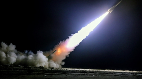 По базе США в Сирии выпущено 15 ракет