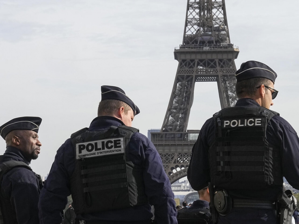 В шести городах Франции из-за угроз взрыва прошла эвакуация