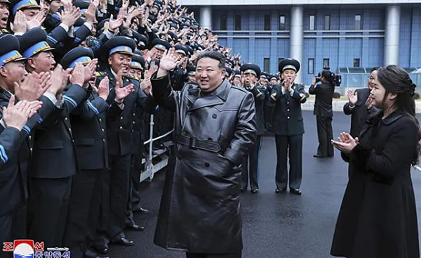 Южная Корея ввела санкции против КНДР за запуск разведывательного спутника