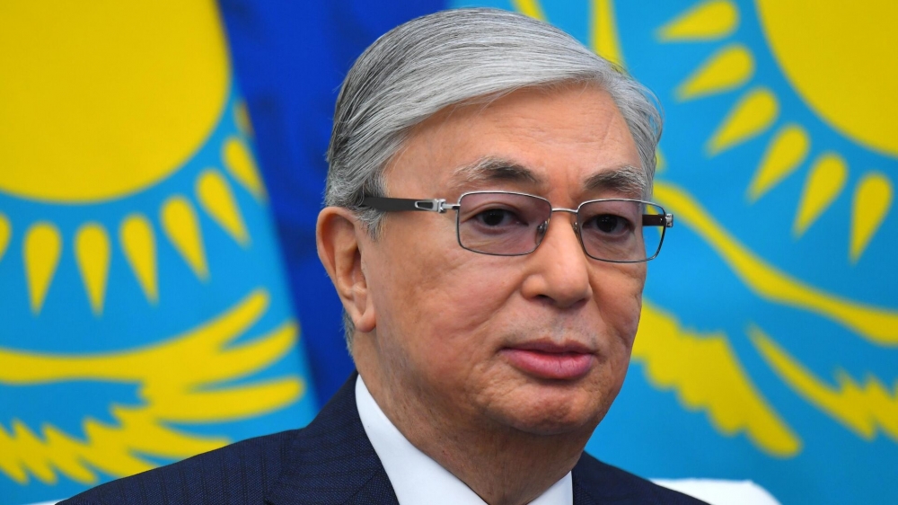 «Уходя – уходи»: Токаев о попытках навязать двоевластие в Казахстане.