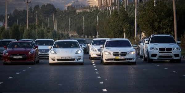 В Таджикистане с 1 января увеличивается транспортный налог.