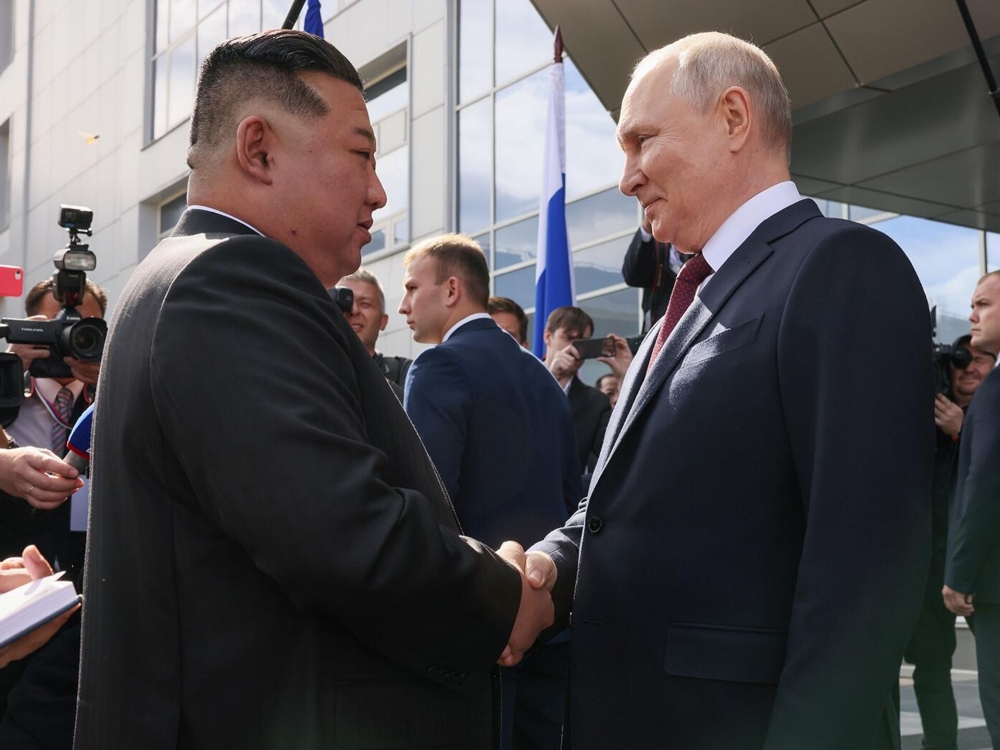 Песков: Путин подарил Ким Чен Ыну автомобиль Aurus