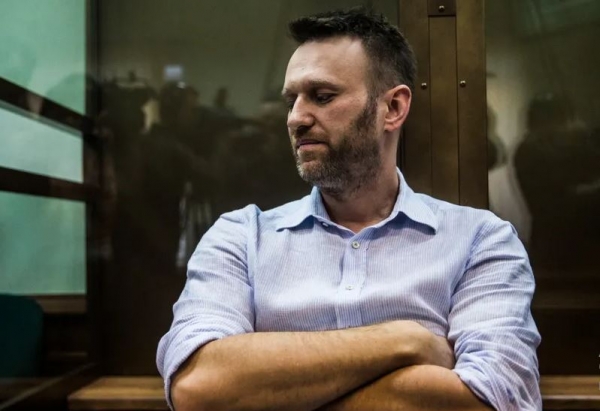СМИ утверждают, что Навального хотели обменять на Вадима Красикова. Кто он такой?