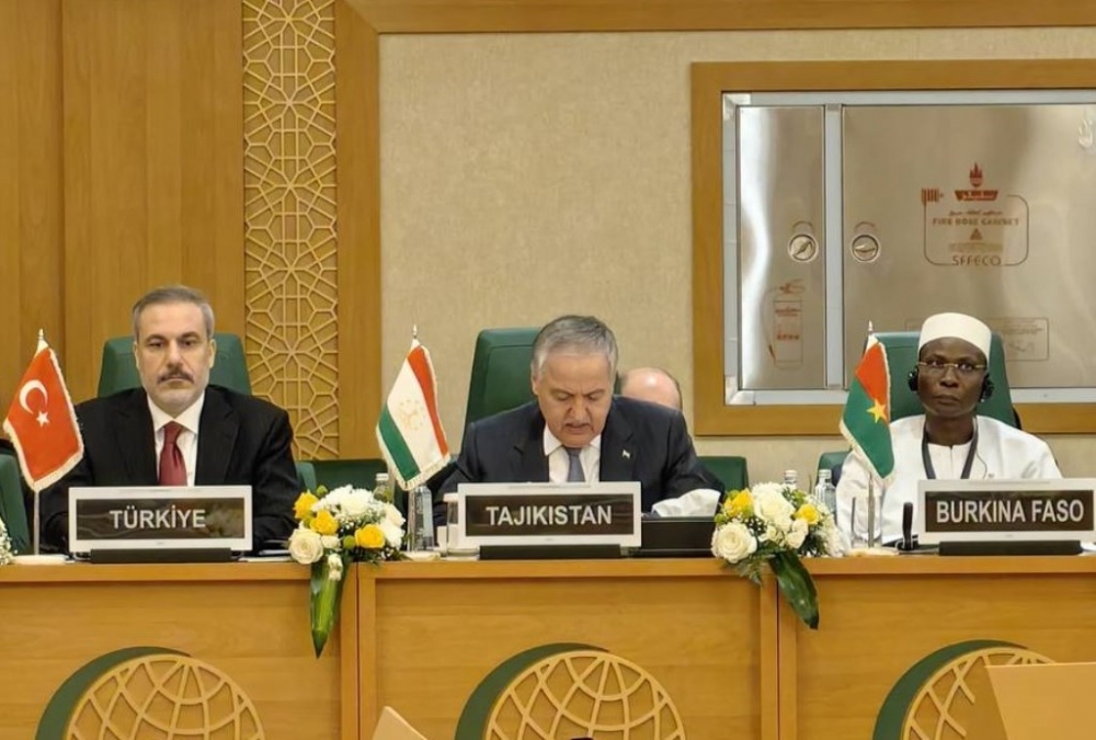 Глава МИД Таджикистана снова призвал к немедленному прекращению огня в Палестине
