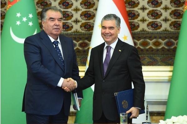 Таджикистан и Туркменистан подписали пять новых документов о сотрудничестве