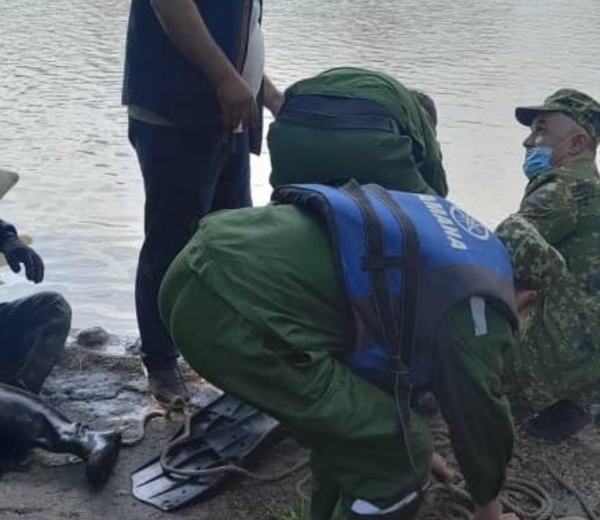 Из озера в Душанбе извлекли тело молодого человека