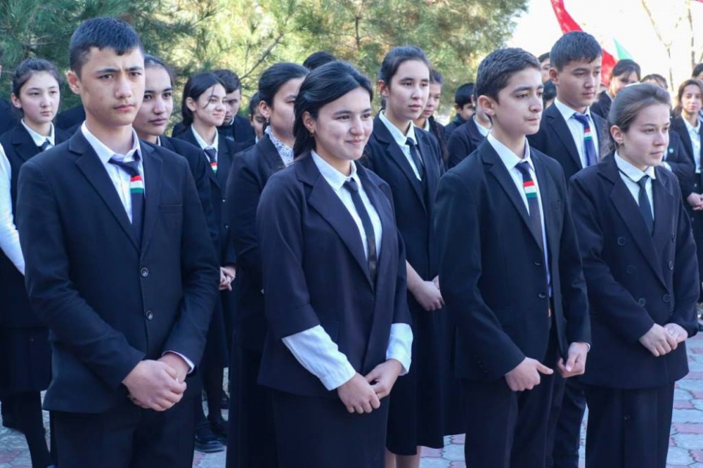 В Таджикистане ужесточают уголовную ответственность за препятствование обучению в школе