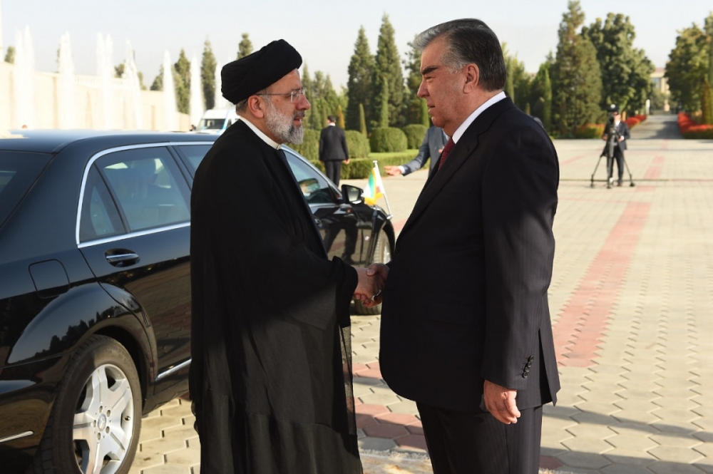 Как изменятся таджикско-иранские отношения после смерти Раиси?
