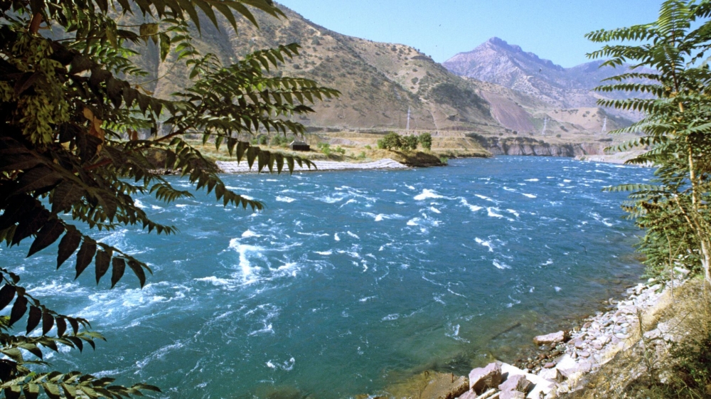 Вода в Таджикистане иссякнет: что станет с запасами республики в будущем?