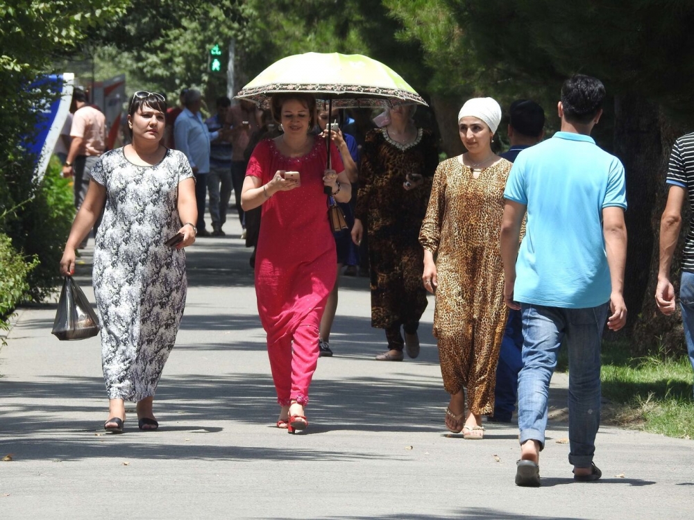 В городах душно и пыльно: жара до 42 градусов накрыла Таджикистан