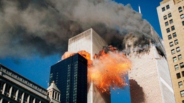 Появилось новое видео обрушения башен-близнецов в США при теракте 11 сентября